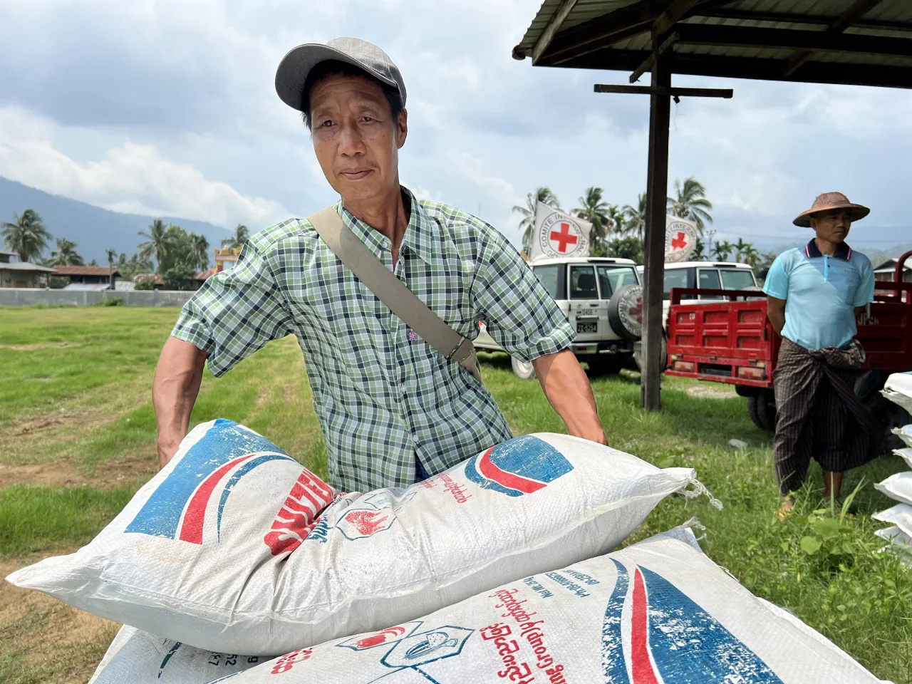 Food security activities of the ICRC in Myanmar.